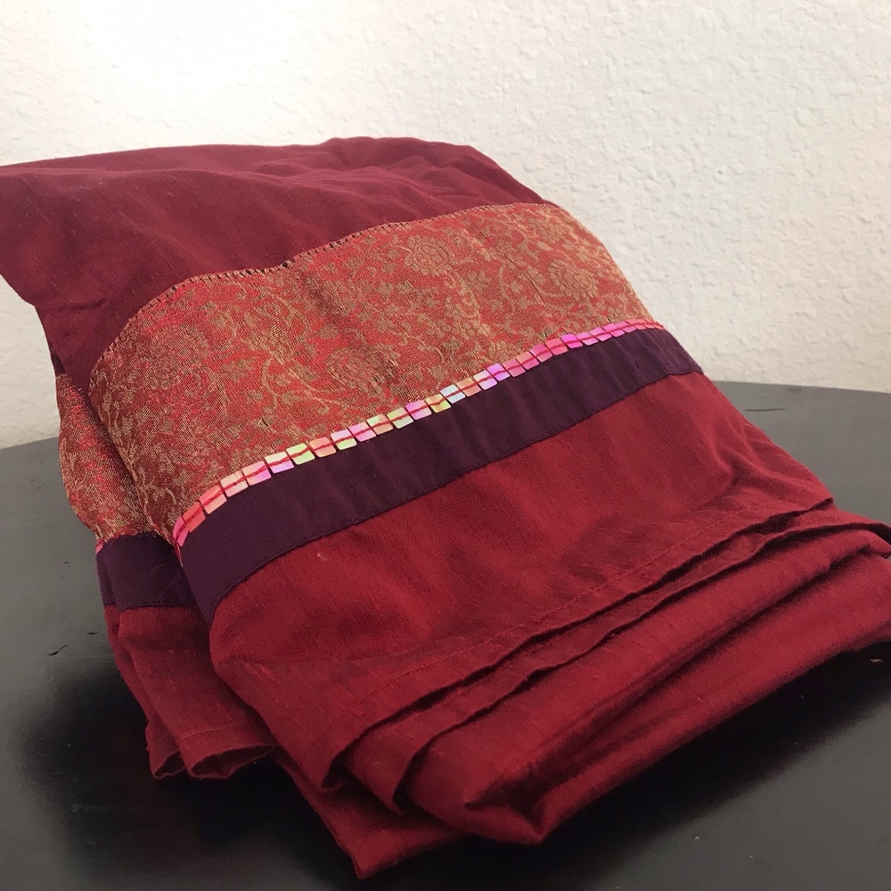 Curtain